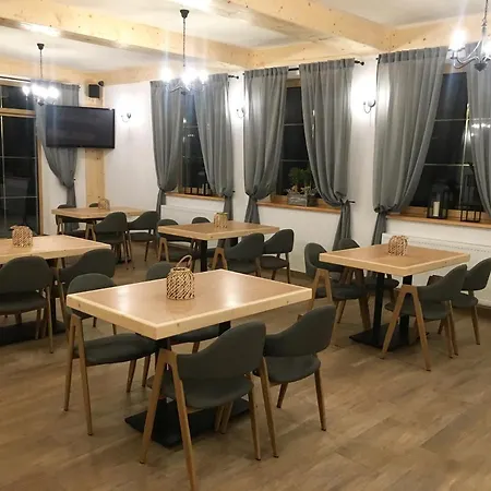 Kojsowka לינה וארוחת בוקר 3*